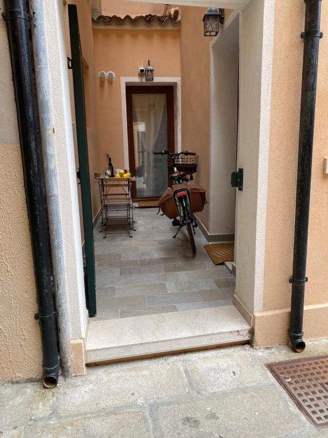 Casabella Chioggia Casa Indipendente Con Corte Exterior photo